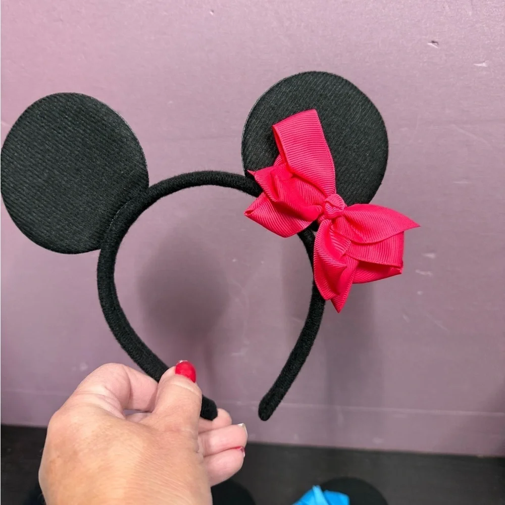 Set of Mouse Ear Headbands with Bows, Minnie Party Cake & Cupcake decorations